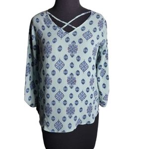 Pink Republic sage floral medal strappy v neck top size XS